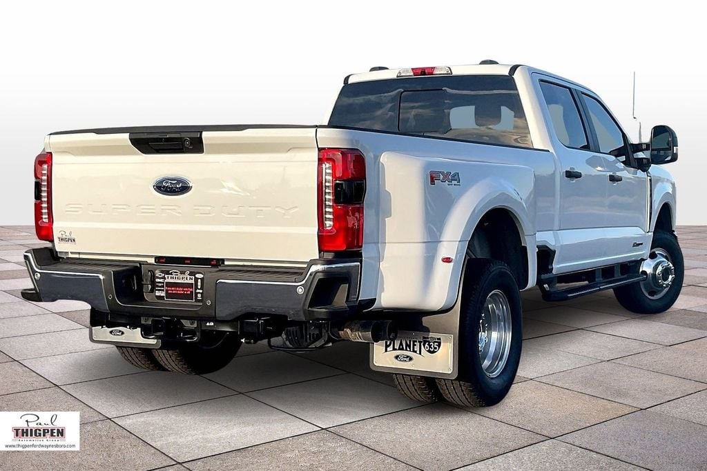 2025 Ford F-350 Super Duty XL - Photo 18