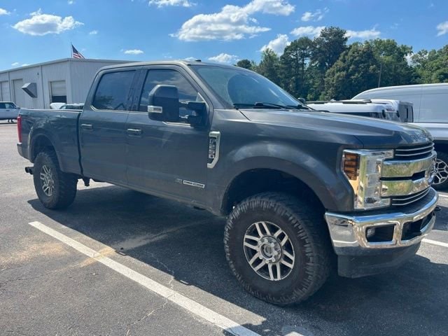 2018 Ford F-250 XL 4x4 Crew Cab 8' Box's photo