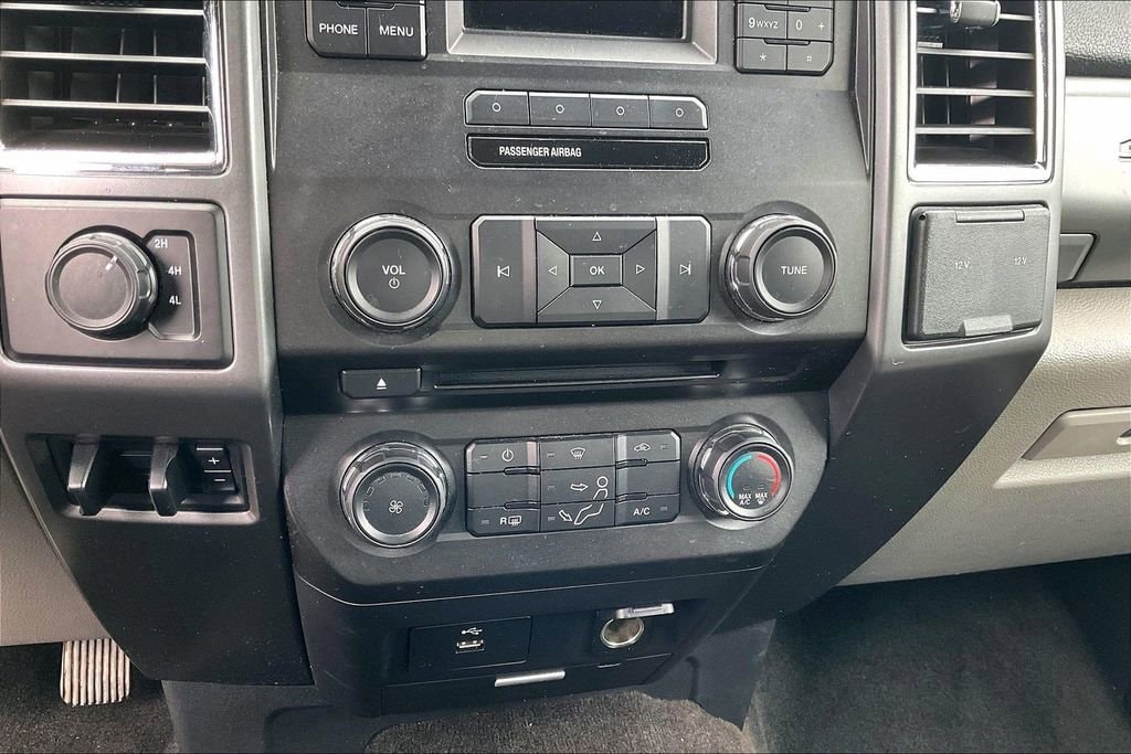 2017 Ford F-250 Super Duty XLT - Photo 29