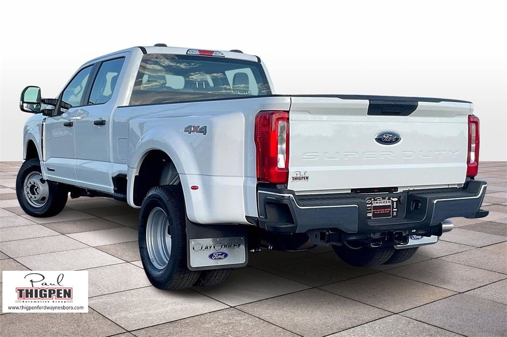 New 2025 Ford Super Duty F-350 DRW XL Truck Crew Cab