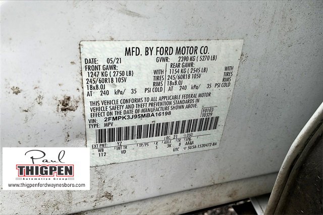 2021 Ford Edge SEL photo 3