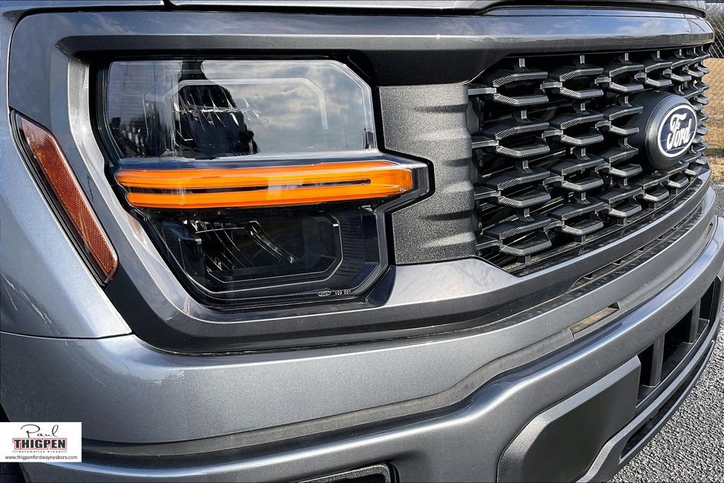 2025 Ford F-150 STX - Photo 16
