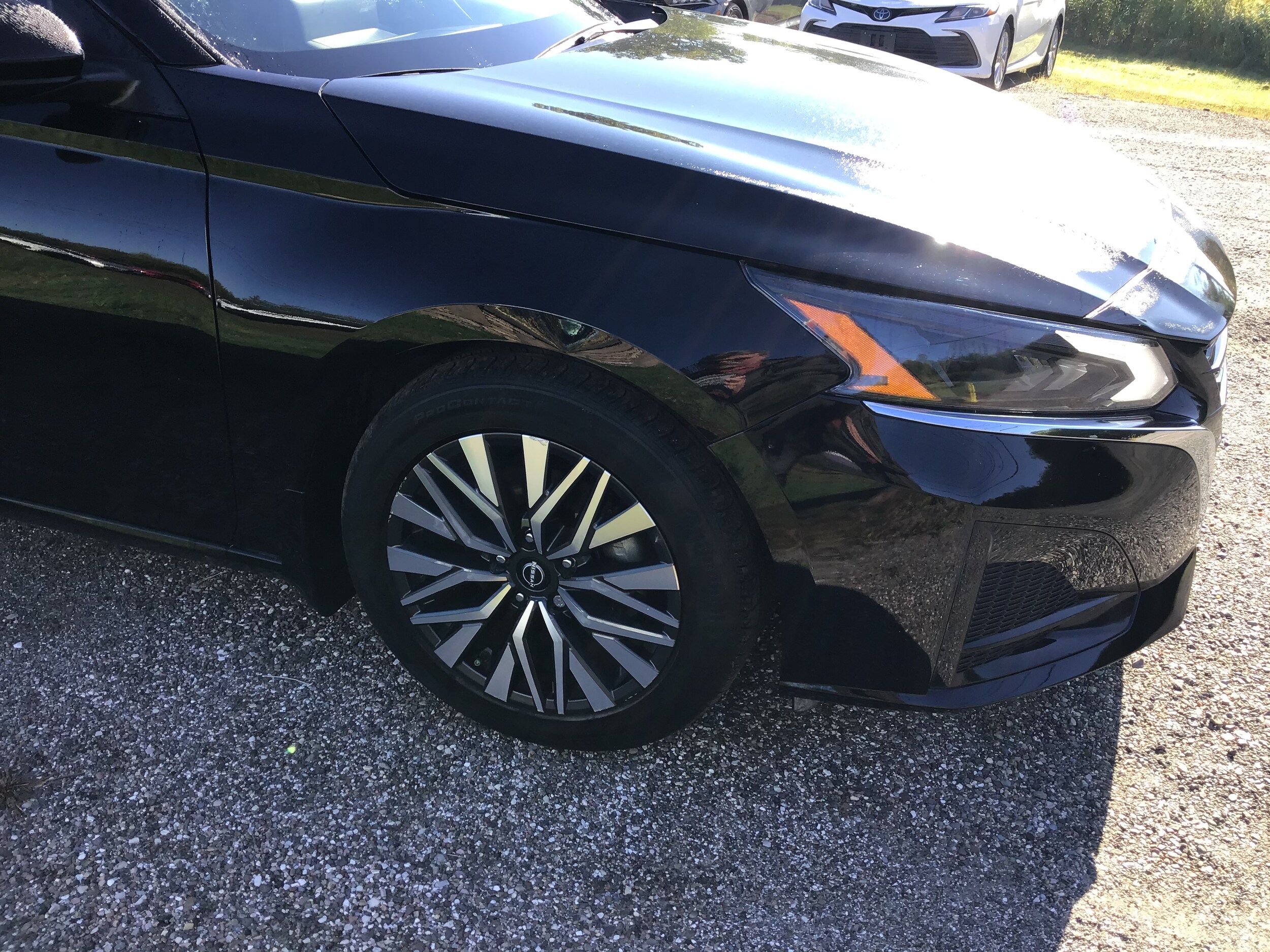 2023 Nissan Altima 2.5 SV photo 3