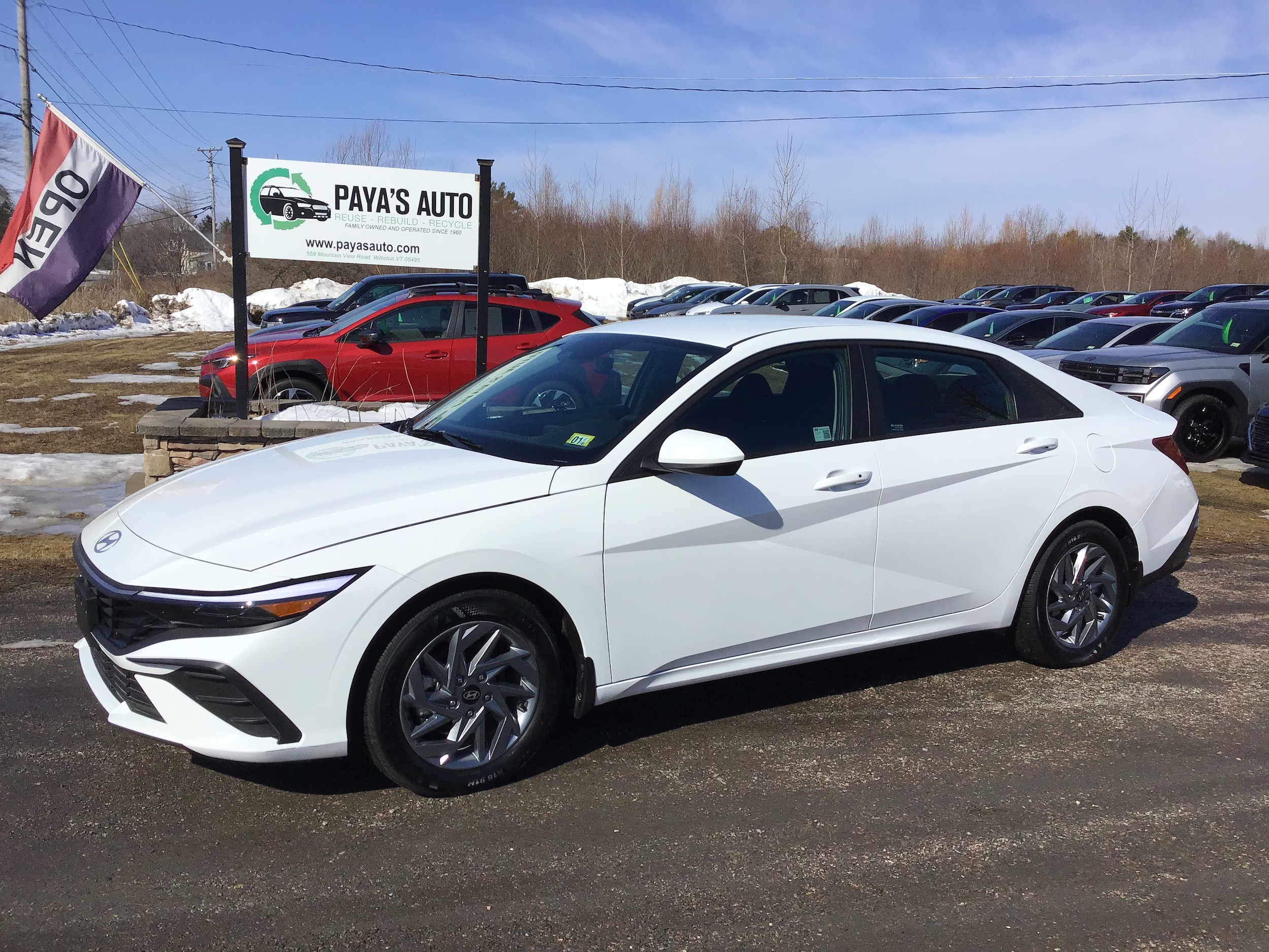 2025 Hyundai Elantra Blue