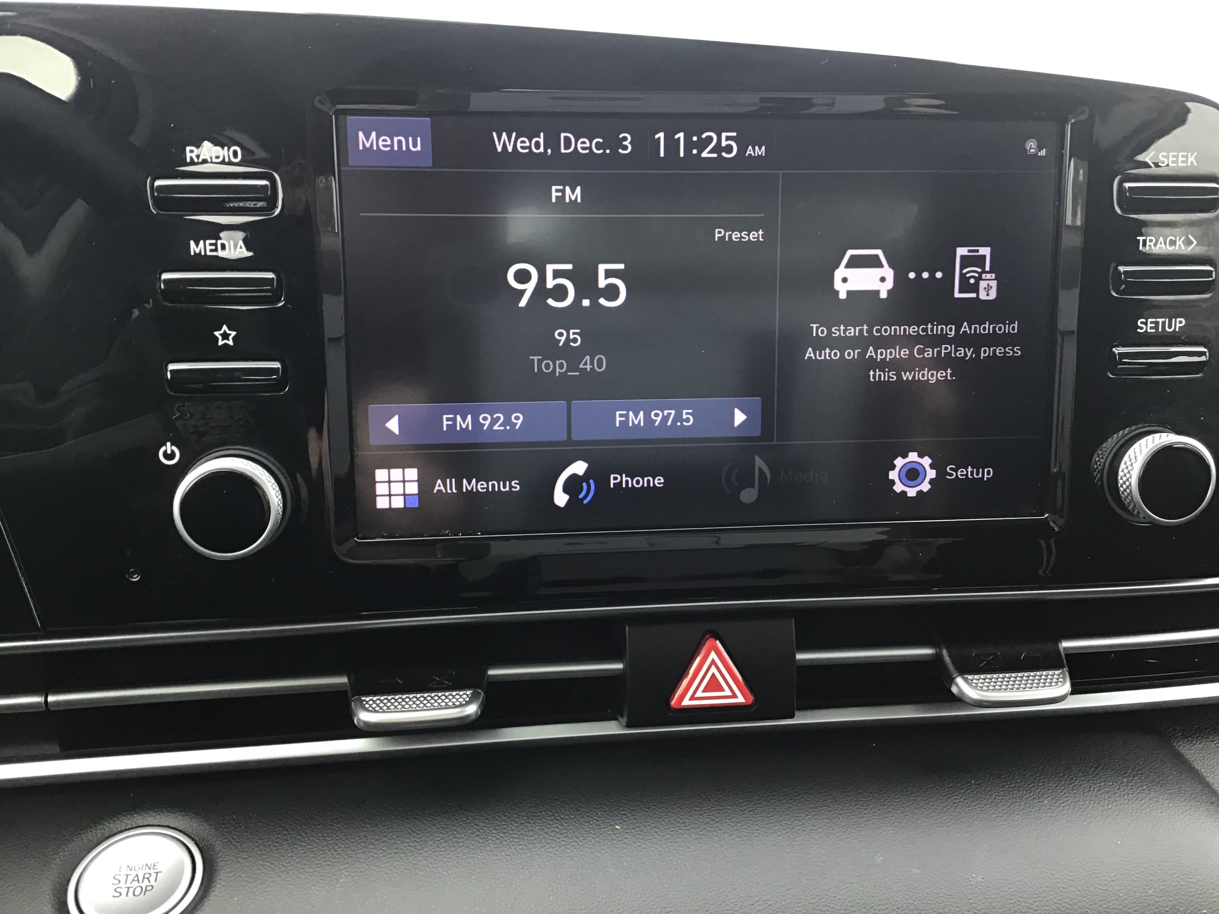 2022 Hyundai Elantra SEL - Photo 11