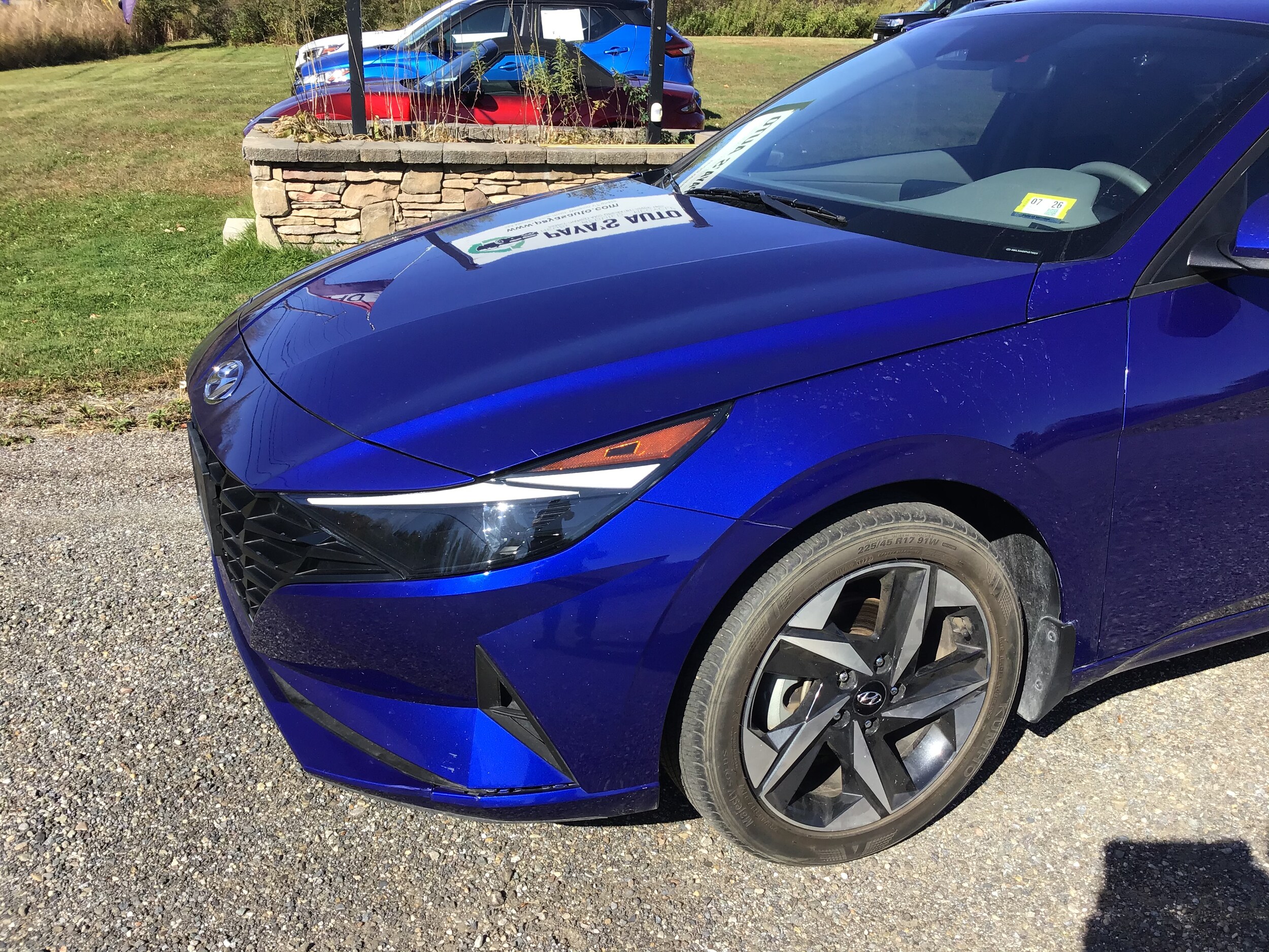 2023 Hyundai Elantra SEL Convenience photo 2