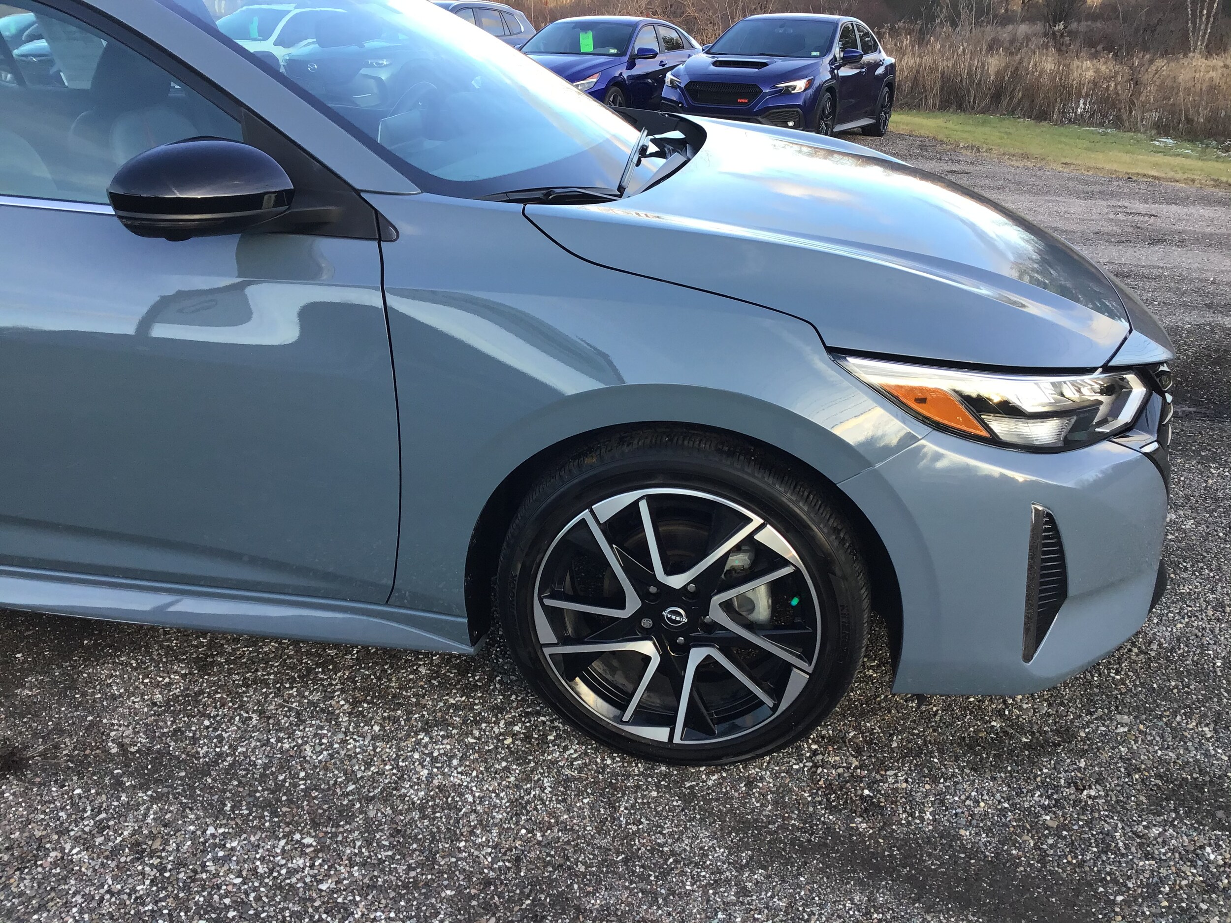 2025 Nissan Sentra SR photo 3