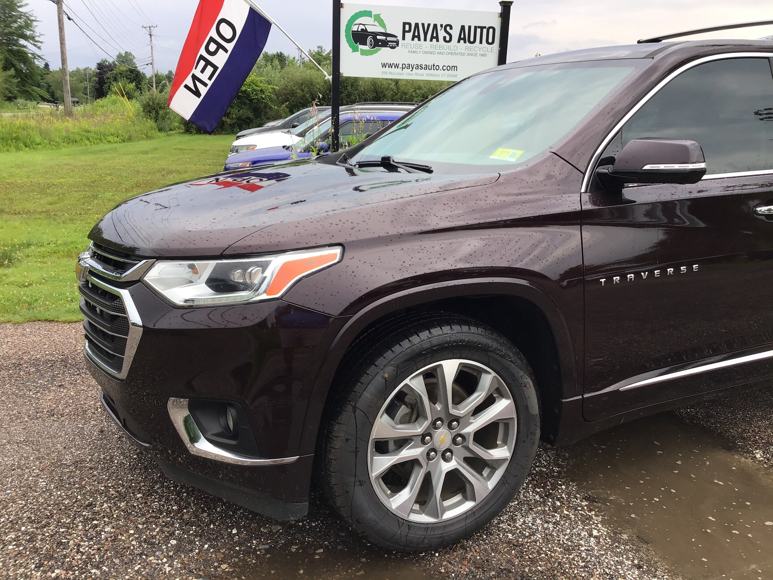 2020 Chevrolet Traverse Premier photo 2