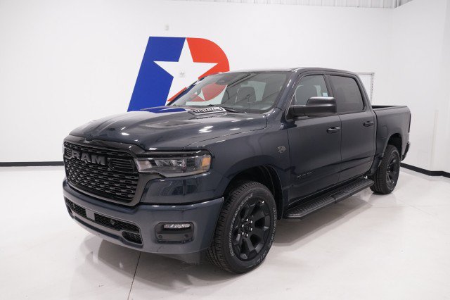 2027 Ram 1500 EXPRESS CREW CAB 4X4 5'7 BOX Pickup