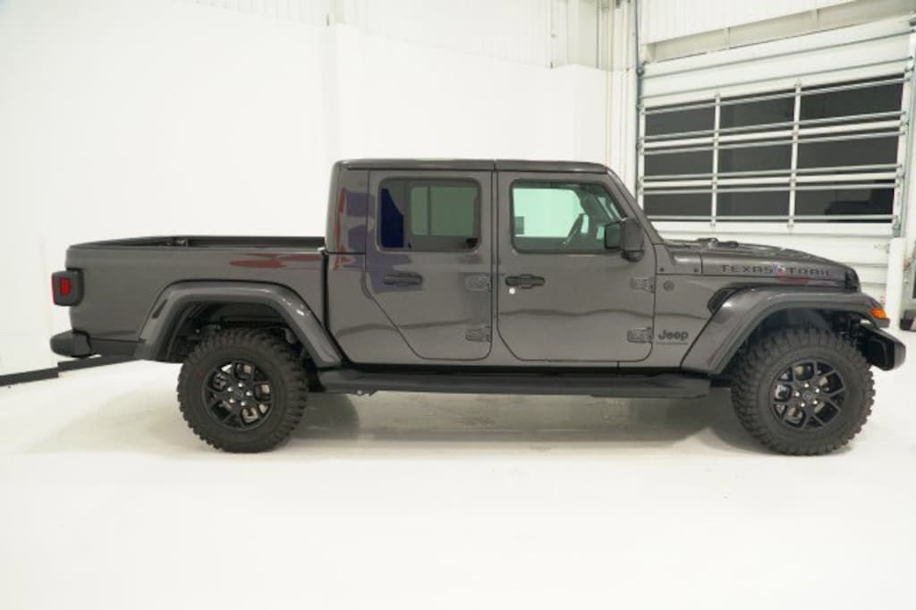 New 2026 Jeep Gladiator TEXAS TRAIL 4X4 Pickup
