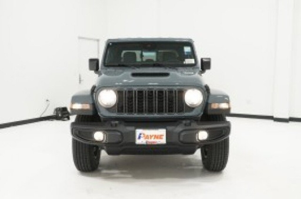 New 2026 Jeep Gladiator SPORT 4X4 Pickup