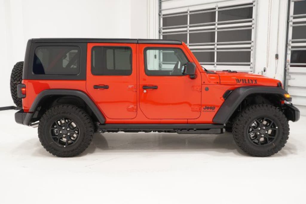 New 2026 Jeep Wrangler 4-DOOR WILLYS Sport Utility