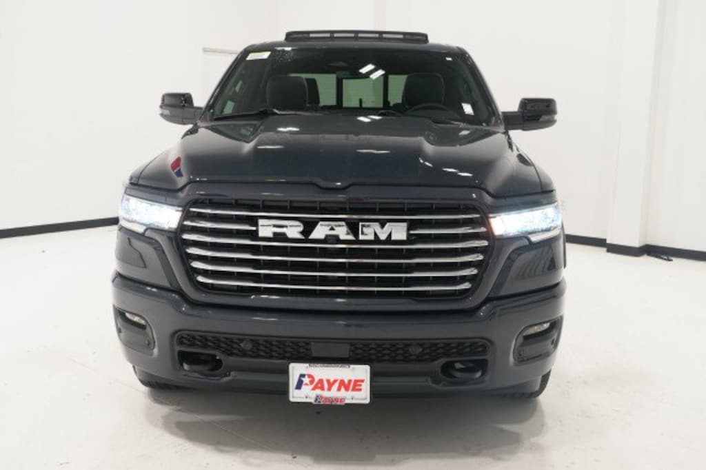New 2026 Ram 1500 LARAMIE CREW CAB 4X4 5'7 BOX Pickup