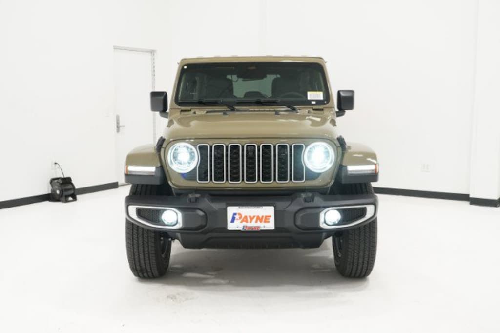 New 2026 Jeep Wrangler 4-DOOR SAHARA Sport Utility