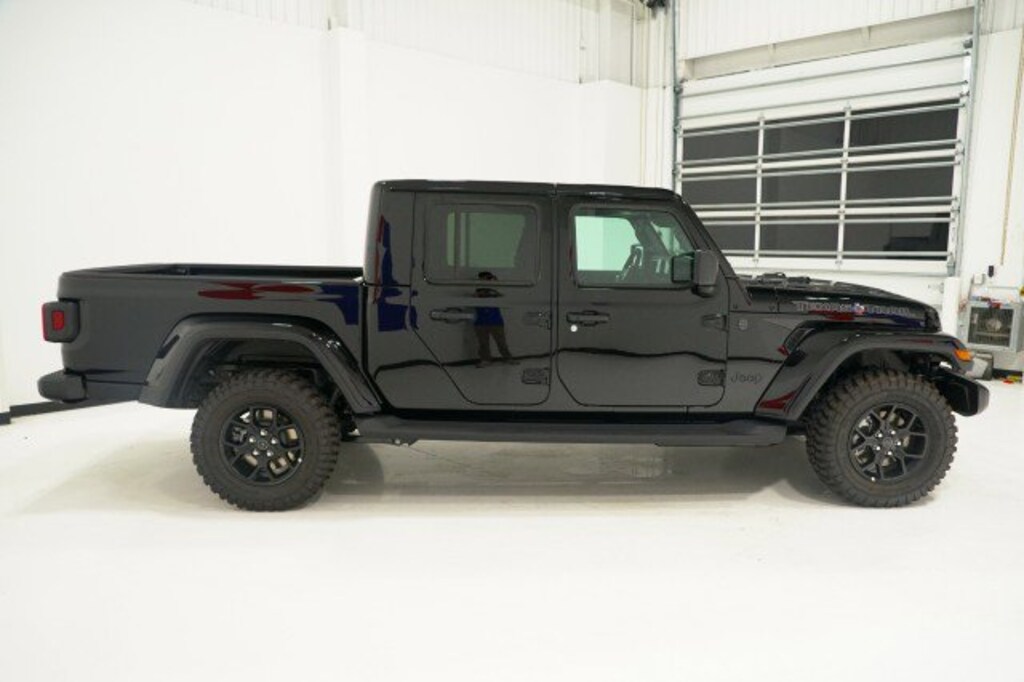 New 2026 Jeep Gladiator TEXAS TRAIL 4X4 Pickup