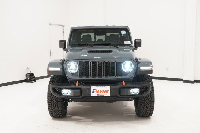 2026 Jeep Gladiator Mojave photo 2