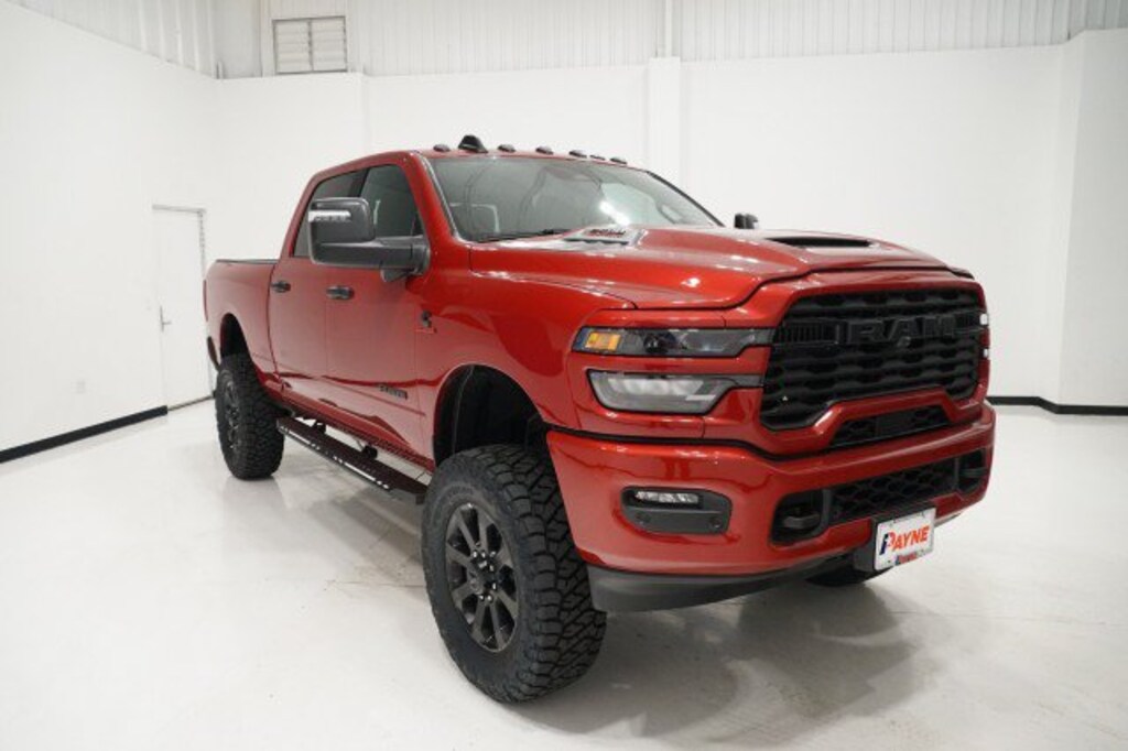 New 2026 Ram 2500 LONE STAR CREW CAB 4X4 6'4 BOX Pickup