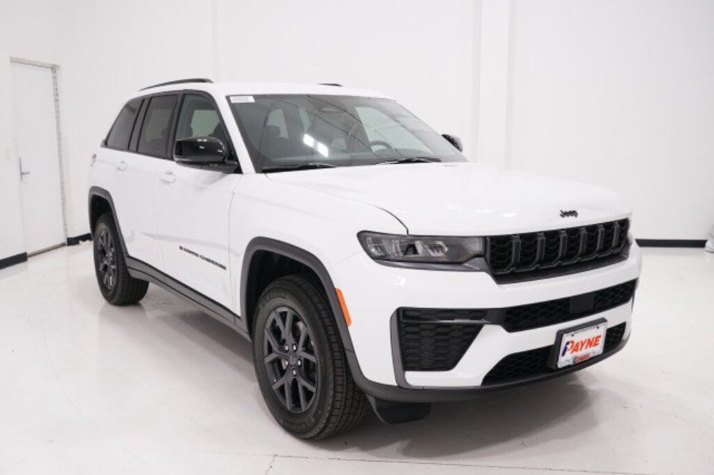 New 2027 Jeep Grand Cherokee Laredo Altitude Sport Utility