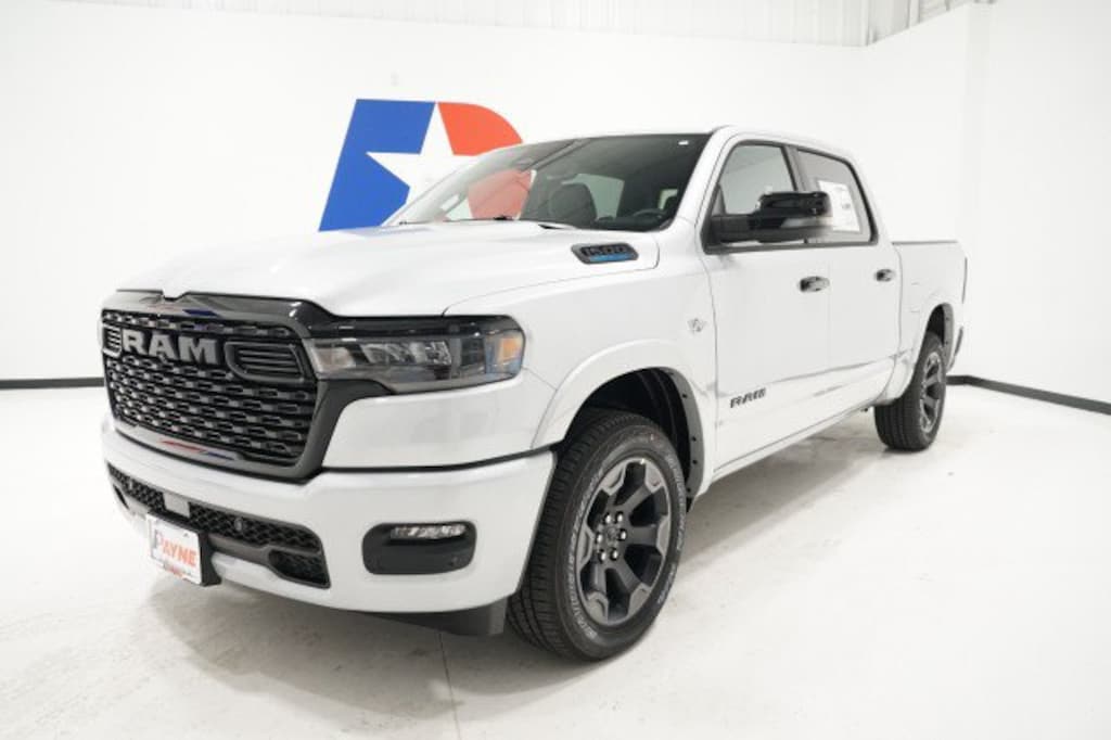 New 2026 Ram 1500 LONE STAR CREW CAB 4X4 5'7 BOX Pickup