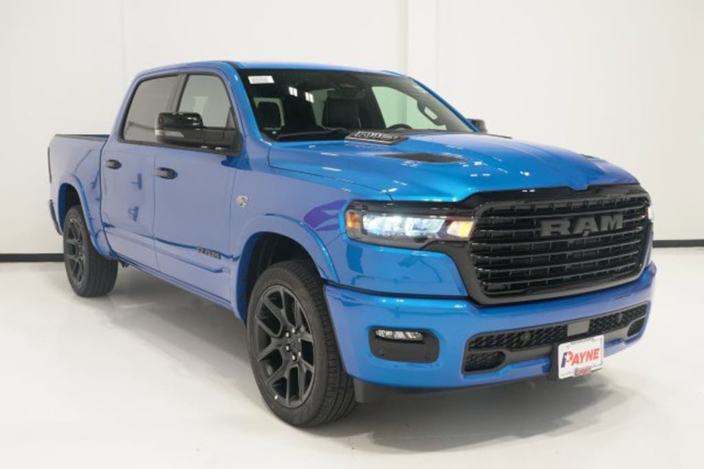New 2026 Ram 1500 LARAMIE CREW CAB 4X4 5'7 BOX Pickup