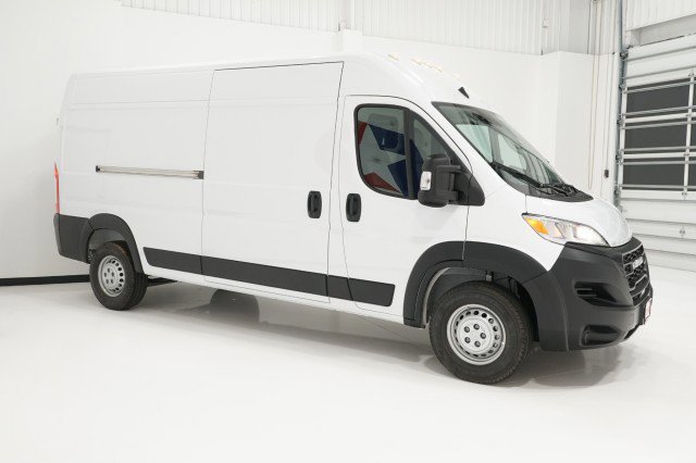 2026 Ram ProMaster 2500 Cargo Van photo 2