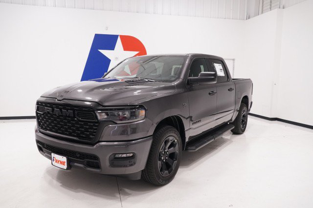 2027 Ram 1500 EXPRESS CREW CAB 4X4 5'7 BOX Pickup