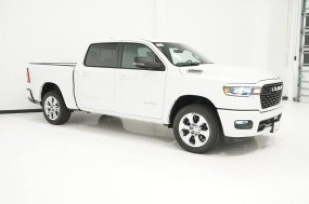 New 2026 Ram 1500 LONE STAR CREW CAB 4X2 5'7 BOX Pickup