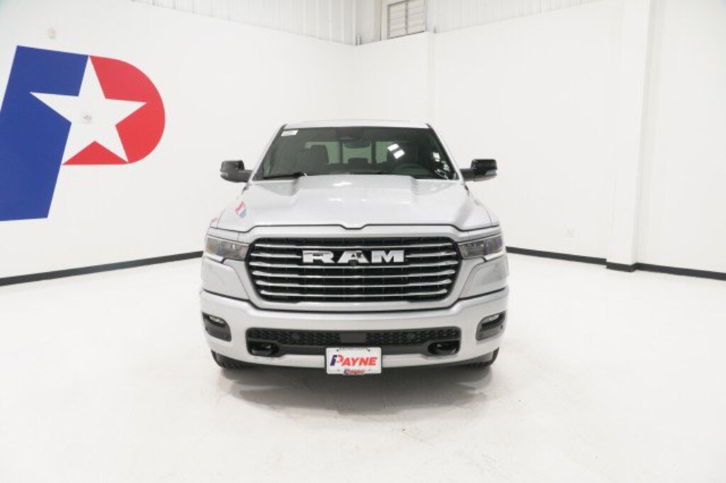 New 2026 Ram 1500 LARAMIE CREW CAB 4X4 5'7 BOX Pickup