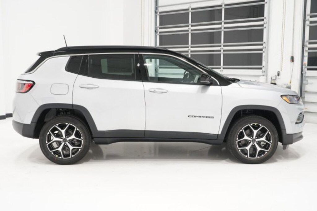 New 2026 Jeep Compass LIMITED 4X4 Sport Utility