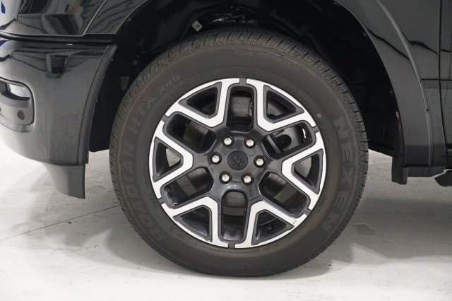 2026 RAM 1500 Laramie - Photo 10