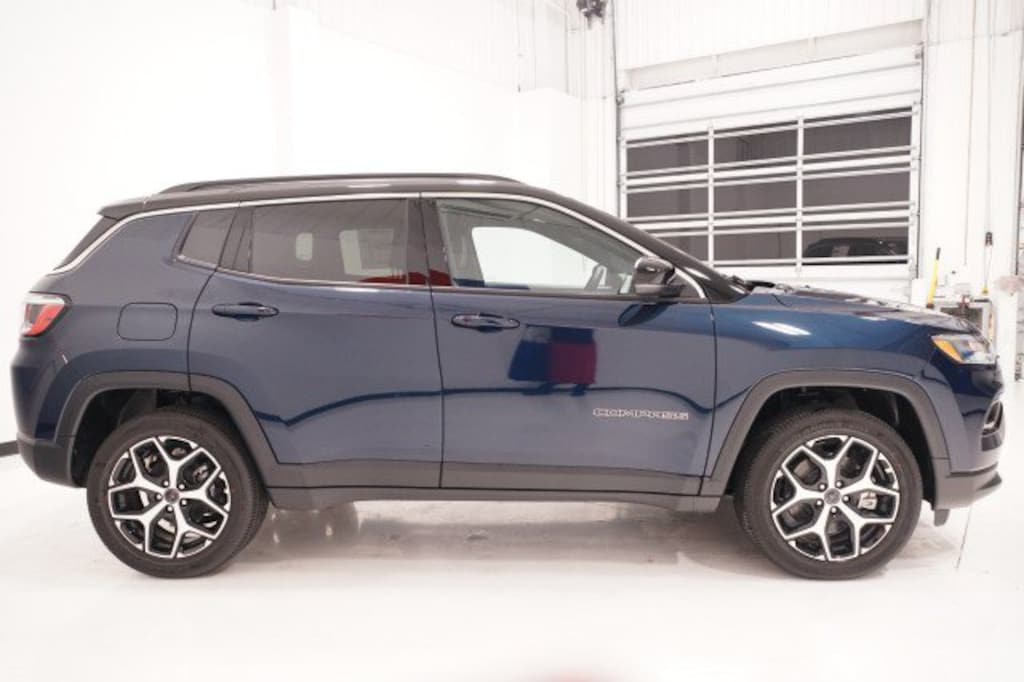 New 2026 Jeep Compass LIMITED 4X4 Sport Utility