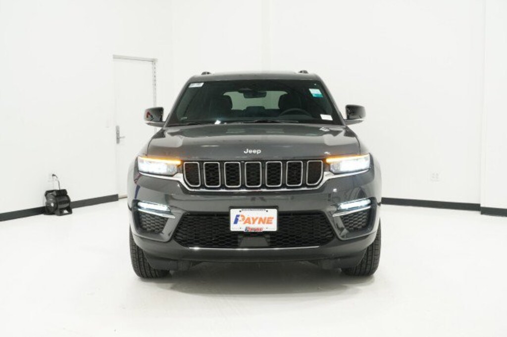 New 2025 Jeep Grand Cherokee LIMITED 4X2 Sport Utility