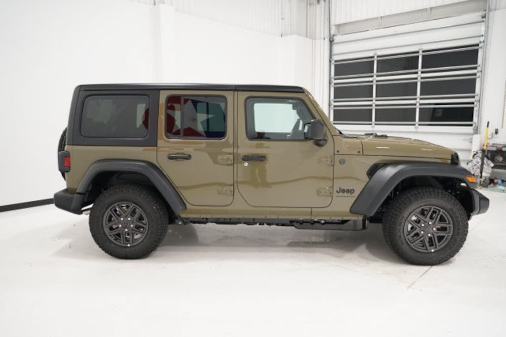 New 2026 Jeep Wrangler 4-DOOR SPORT S Sport Utility