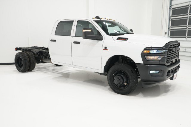 2026 Ram 3500 Tradesman photo 3
