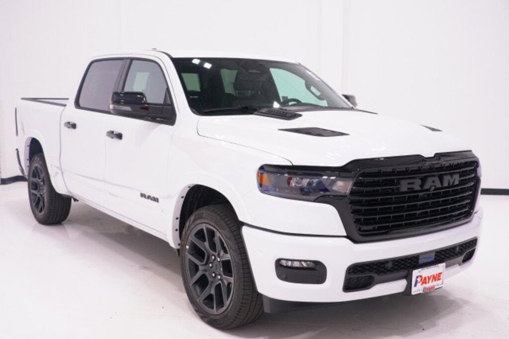 New 2026 Ram 1500 LARAMIE CREW CAB 4X4 5'7 BOX Pickup