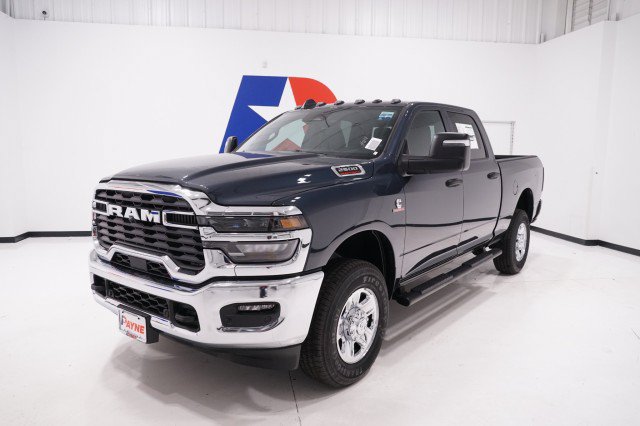 2027 Ram 2500 TRADESMAN CREW CAB 4X4 6'4 BOX Pickup