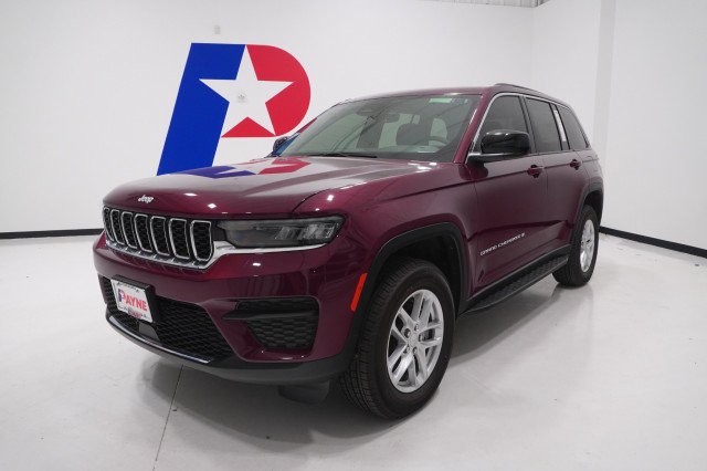 New 2026 Jeep Grand Cherokee Laredo 4x4
