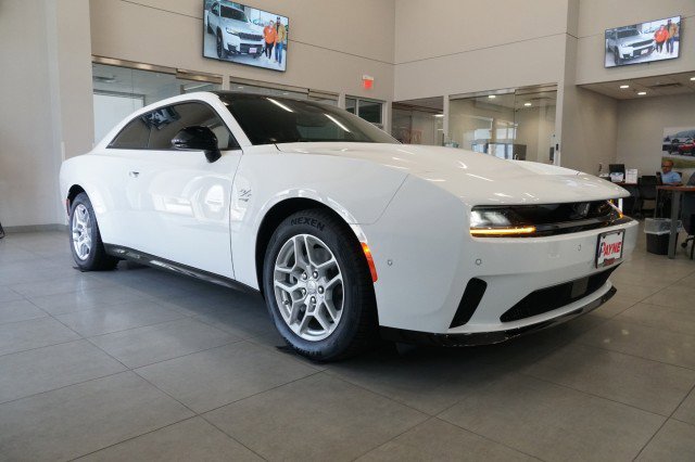 2025 Dodge Charger Daytona R/T photo 3