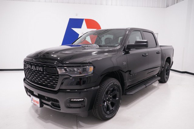 2027 Ram 1500 EXPRESS CREW CAB 4X4 5'7 BOX Pickup