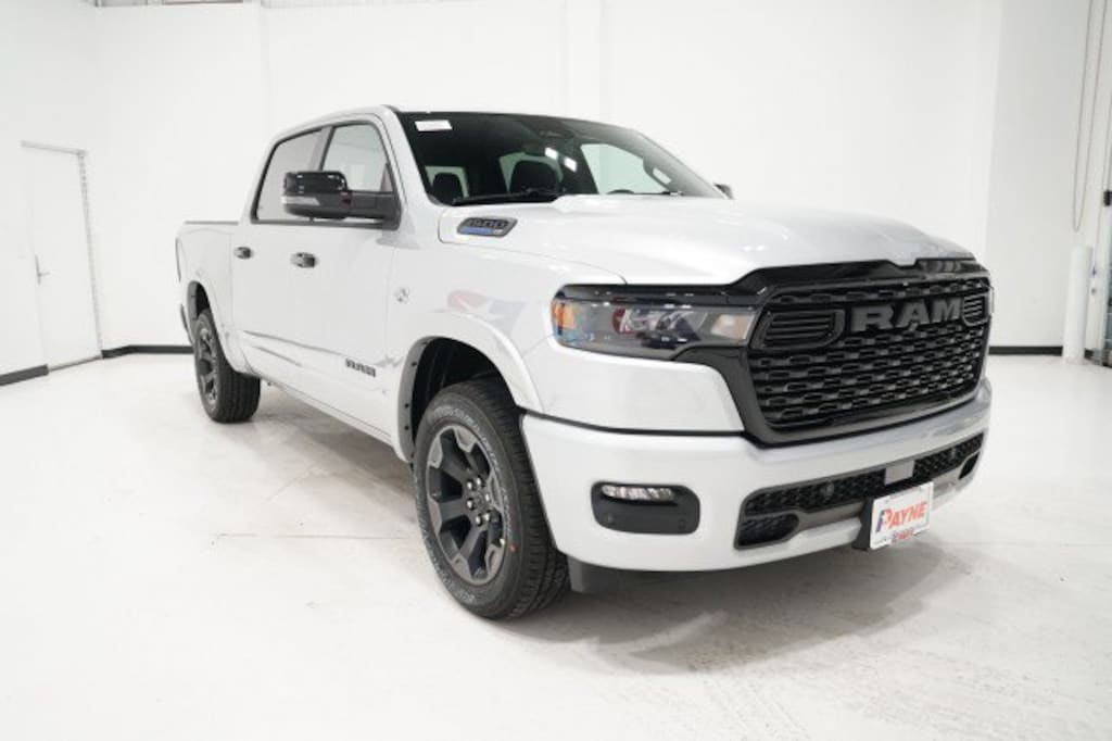 New 2026 Ram 1500 LONE STAR CREW CAB 4X4 5'7 BOX Pickup