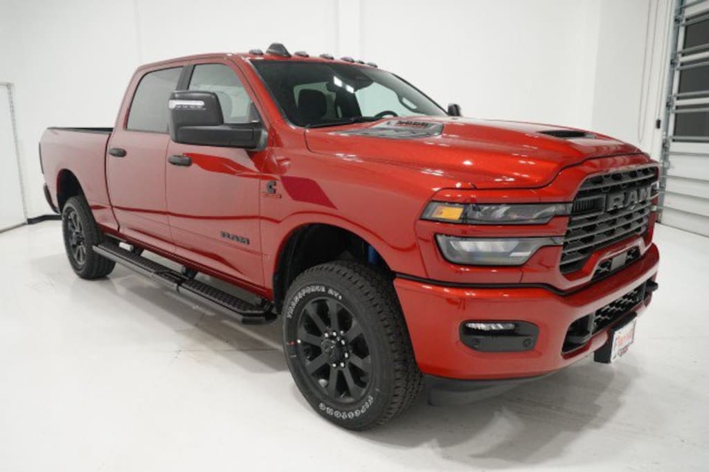 New 2026 Ram 2500 LONE STAR CREW CAB 4X4 6'4 BOX Pickup