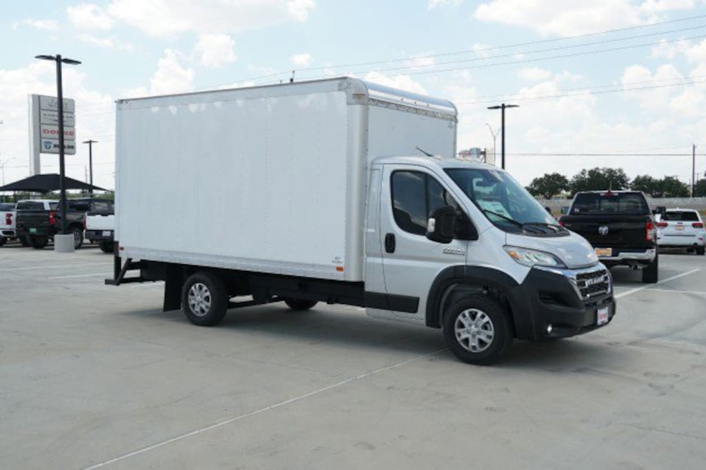 New 2024 Ram ProMaster PROMASTER 3500 SLT CUTAWAY 159' WB / 104' CA