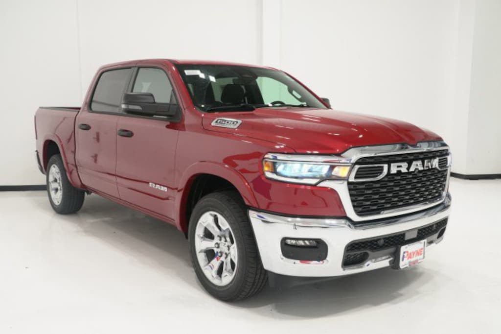 New 2026 Ram 1500 LONE STAR CREW CAB 4X2 5'7 BOX Pickup
