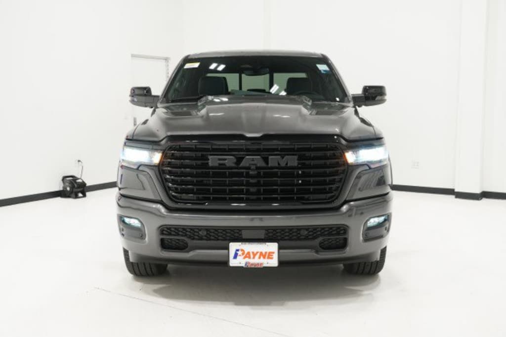 New 2026 Ram 1500 LARAMIE CREW CAB 4X4 5'7 BOX Pickup