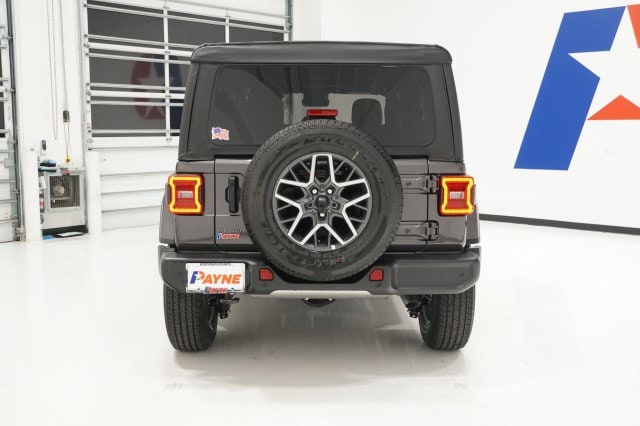 2025 Jeep Wrangler 4-Door Sahara - Photo 6