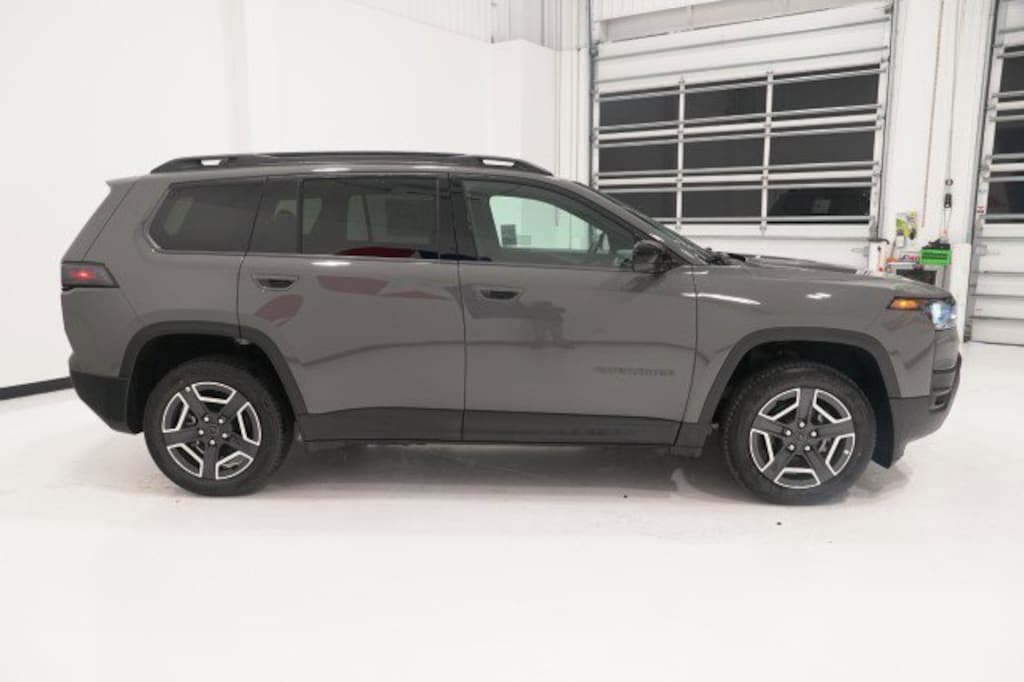New 2026 Jeep Cherokee LAREDO 4X4 Sport Utility