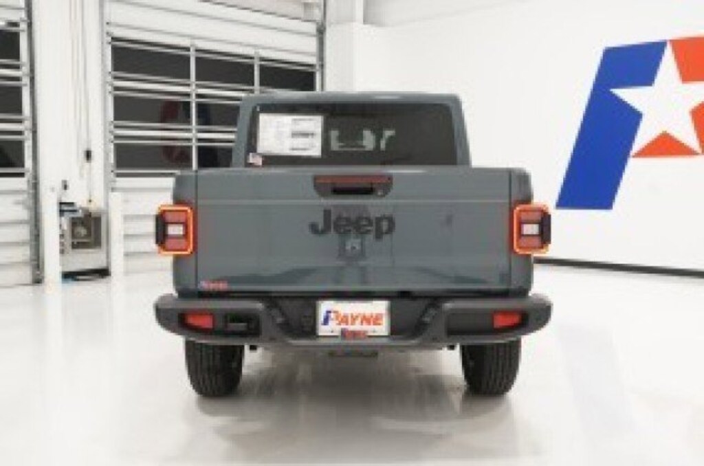 New 2026 Jeep Gladiator SPORT 4X4 Pickup