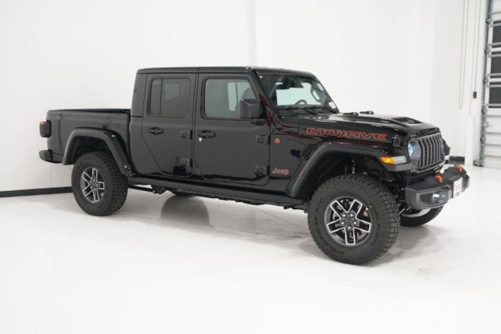 New 2026 Jeep Gladiator MOJAVE 4X4 Pickup