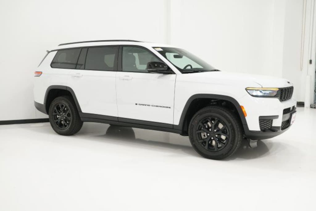 New 2025 Jeep Grand Cherokee L ALTITUDE X 4X2 Sport Utility