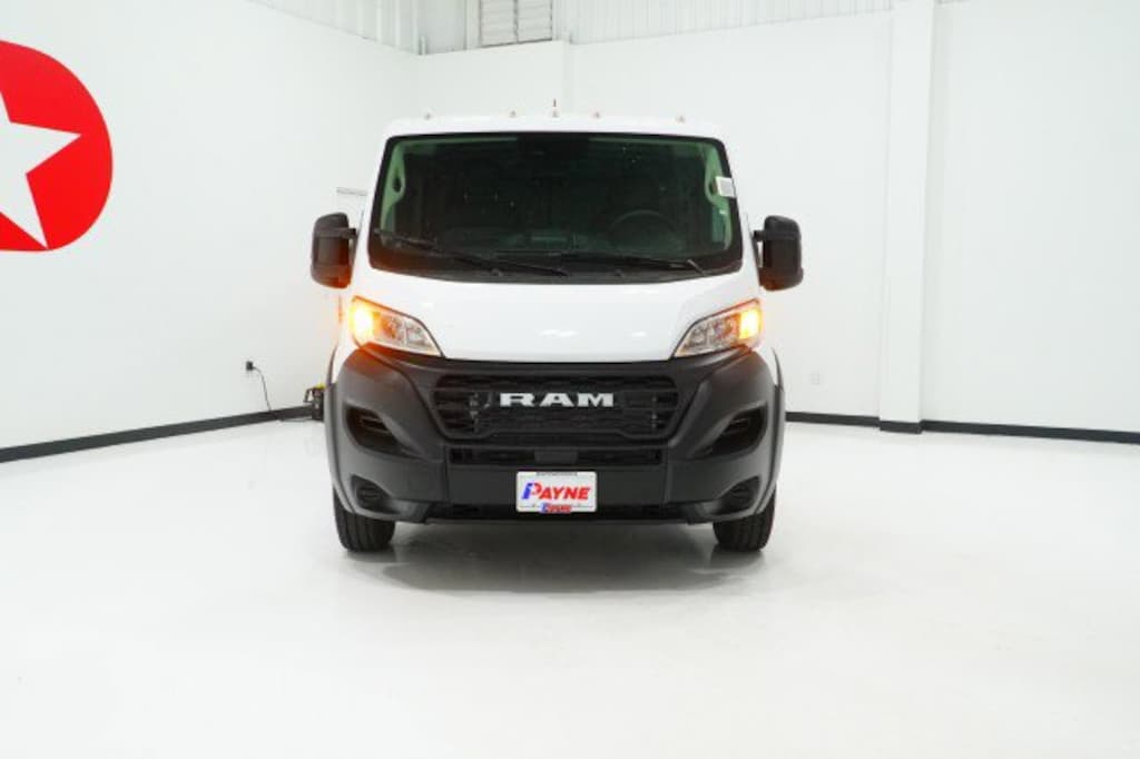 New 2025 Ram ProMaster PROMASTER 1500 TRADESMAN CARGO VAN LOW ROOF 136' W Cargo Van
